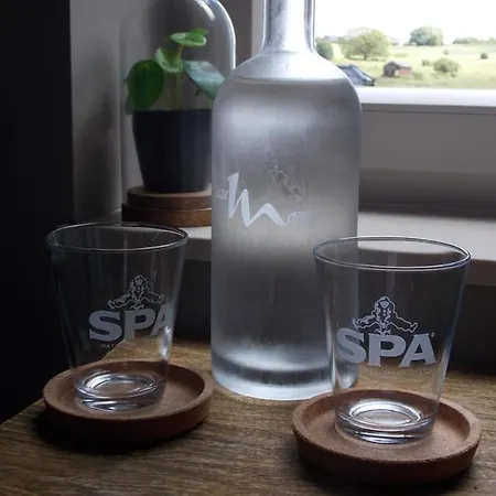 לינה וארוחת בוקר Au Monty פרופונדוויל