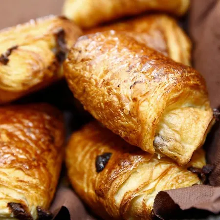 Alojamento de Acomodação e Pequeno-almoço Au Monty 4*